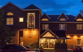 The Bradley Boulder Inn